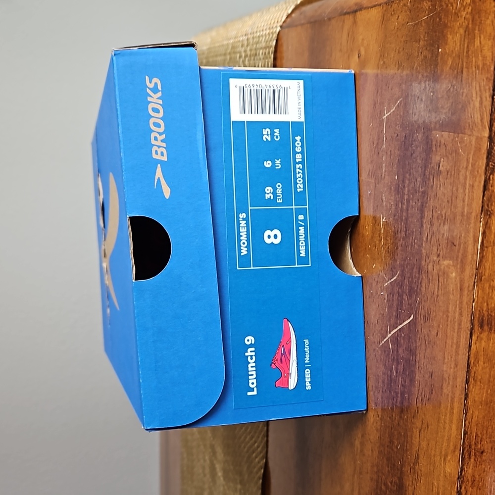 Brooks women's tennis shoes